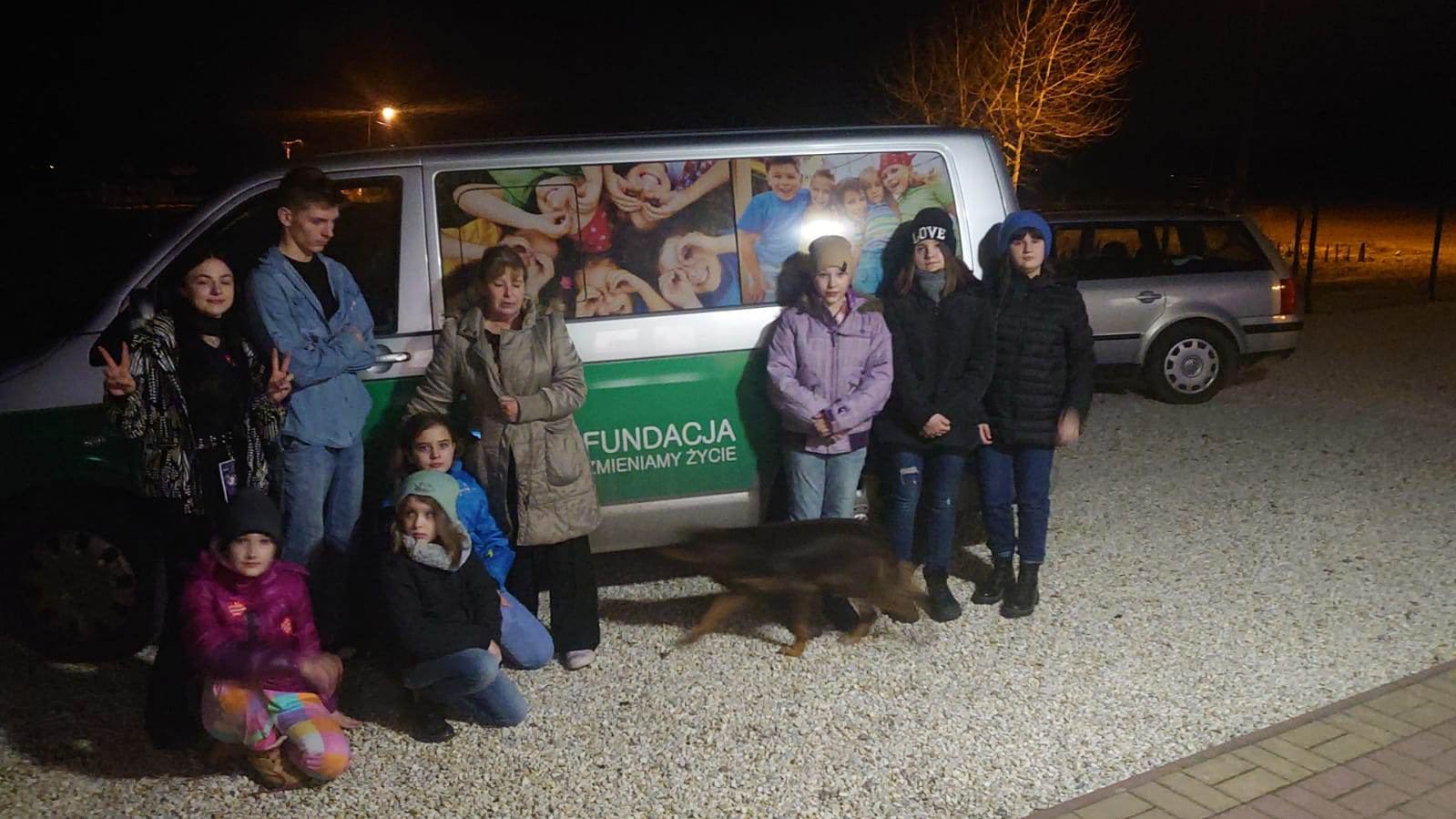 Dzieci i młodzież z Brodzicy przekazały paczki ze słodyczami dzieciom w Domu Dziecka na Ukrainie.